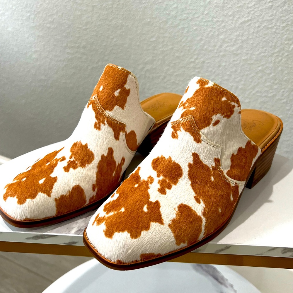 Crown Vintage Boots Size 6
